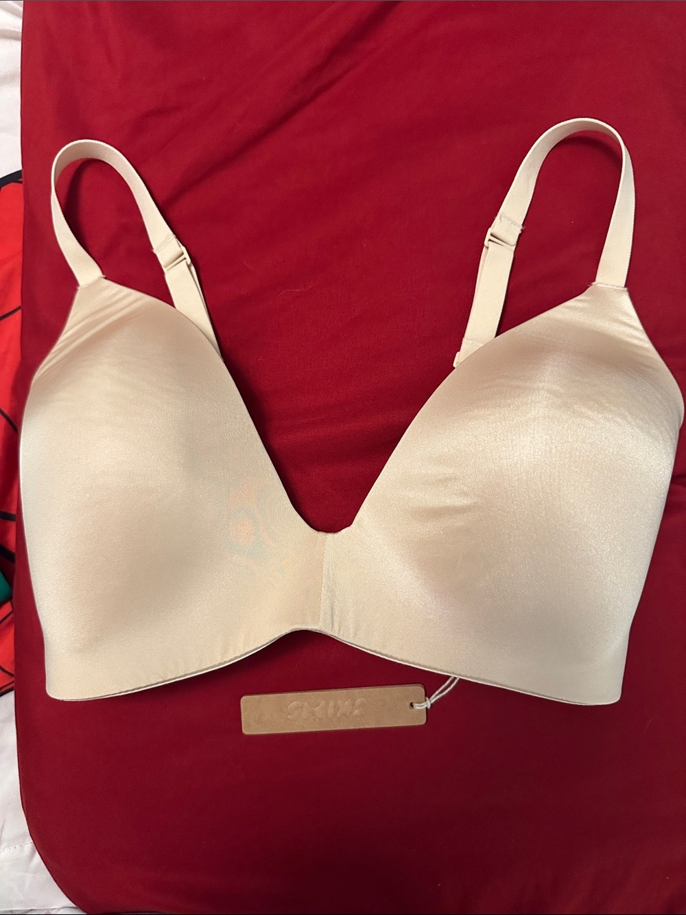 SKIMS Smooth Contour Bra - Light Beige